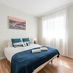 Guestready - Golden And Silver Dawn