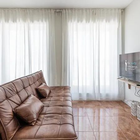 Guestready - Golden And Silver Dawn