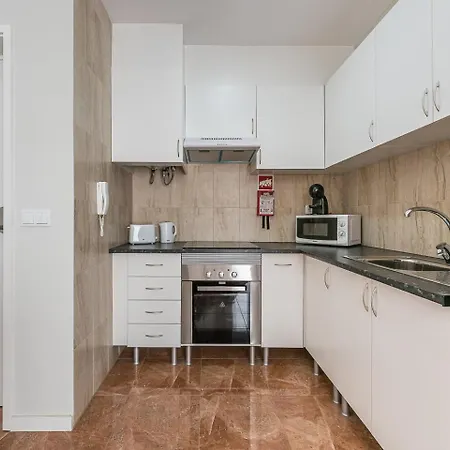 Guestready - Golden And Silver Dawn *