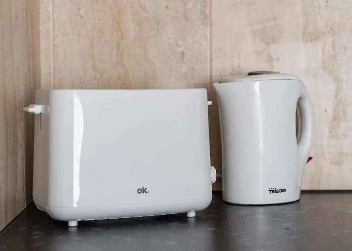 Guestready - Golden And Silver Dawn