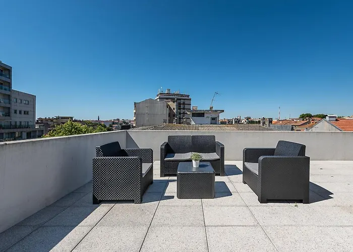 Guestready - Golden And Silver Dawn *